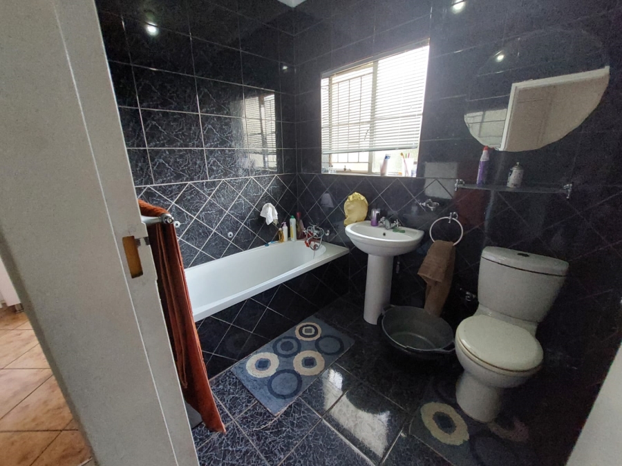 3 Bedroom Property for Sale in Sasolburg Free State